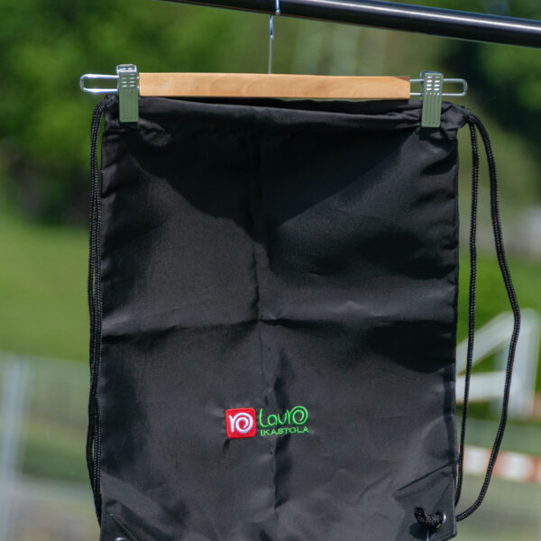 Bolsa_cuerdas_negra_001.jpg